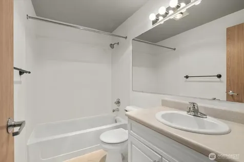 23339 Cedar Way Mountlake Terrace WA 98043