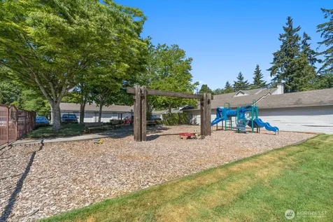 23339 Cedar Way Mountlake Terrace WA 98043