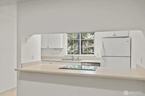 23339 Cedar Way Mountlake Terrace WA 98043