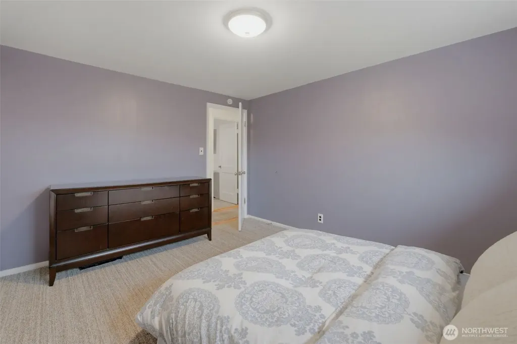 24303 59th Avenue W Mountlake Terrace WA 98043