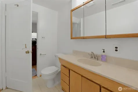 24303 59th Avenue W Mountlake Terrace WA 98043