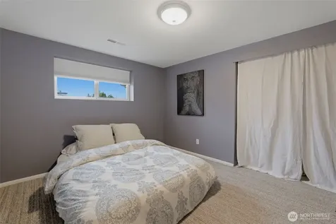 24303 59th Avenue W Mountlake Terrace WA 98043