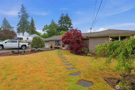 24303 59th Avenue W Mountlake Terrace WA 98043