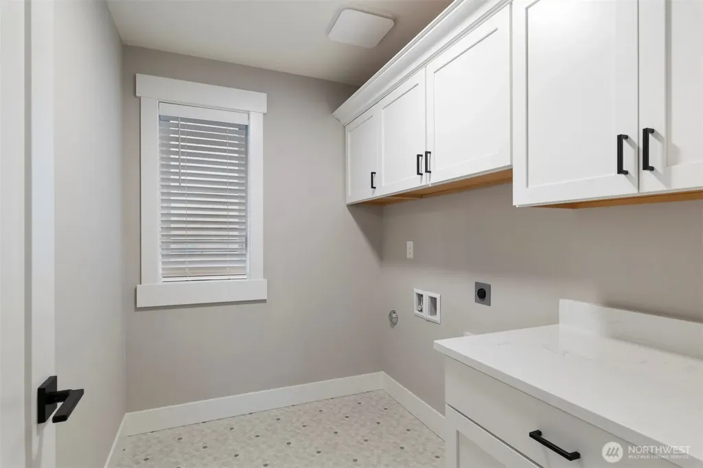 13045 75th Place S Seattle WA 98178