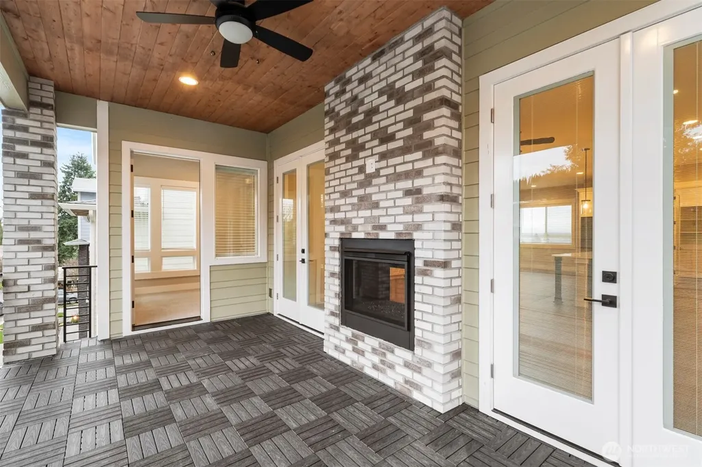 13045 75th Place S Seattle WA 98178