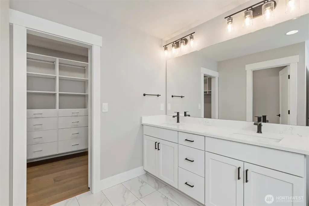 13045 75th Place S Seattle WA 98178