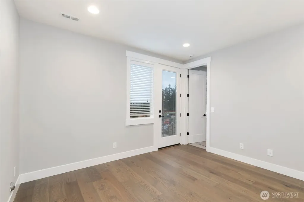 13045 75th Place S Seattle WA 98178