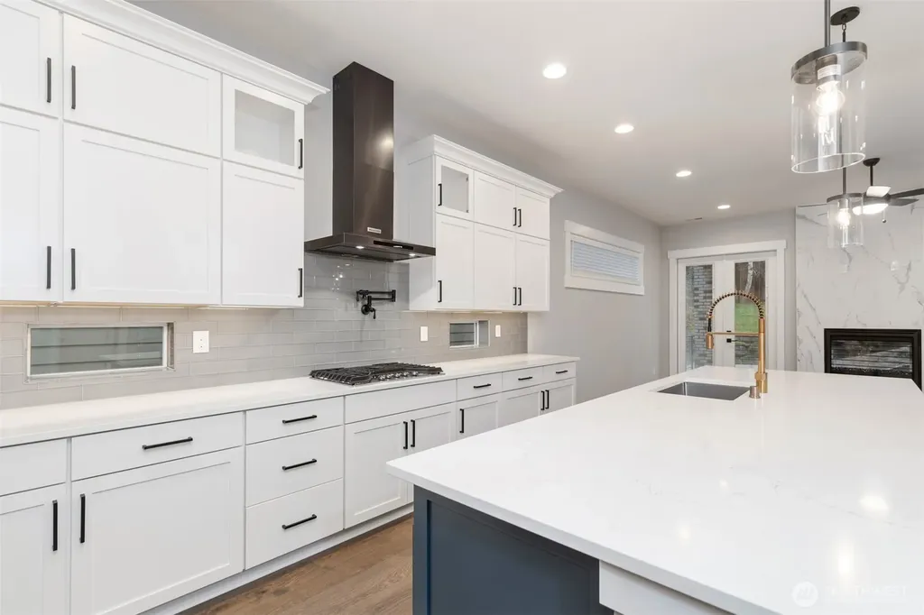 13045 75th Place S Seattle WA 98178