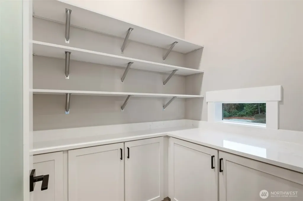 13045 75th Place S Seattle WA 98178