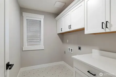 13045 75th Place S Seattle WA 98178