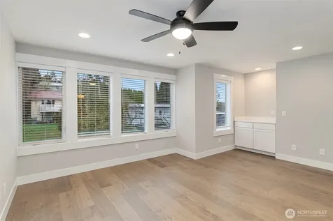 13045 75th Place S Seattle WA 98178