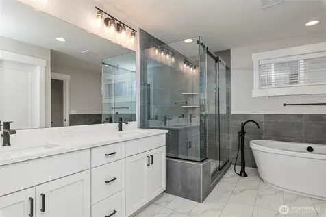 13045 75th Place S Seattle WA 98178