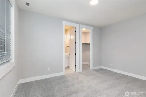 13045 75th Place S Seattle WA 98178