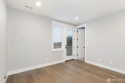 13045 75th Place S Seattle WA 98178