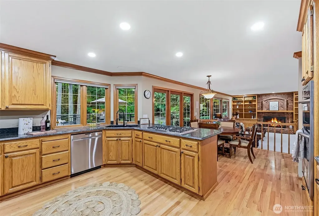 21310 NE 101st Court Redmond WA 98053