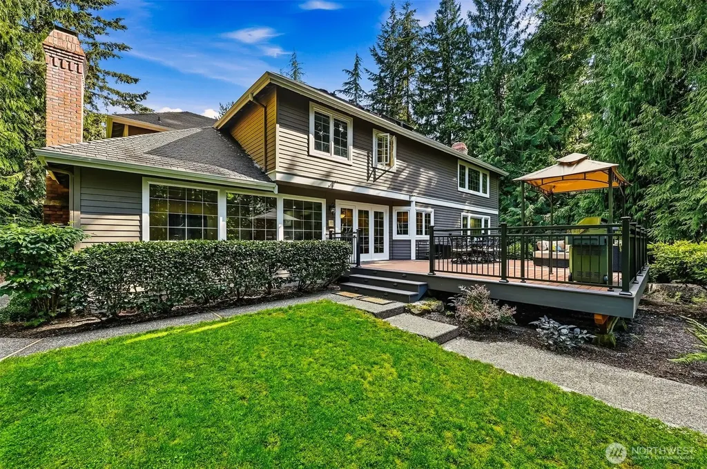 21310 NE 101st Court Redmond WA 98053