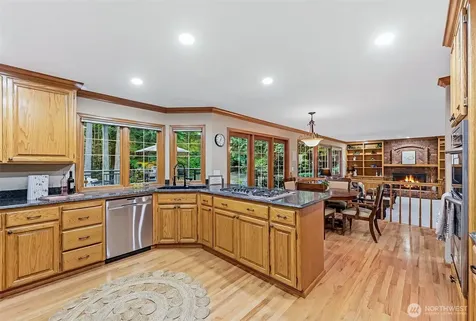 21310 NE 101st Court Redmond WA 98053