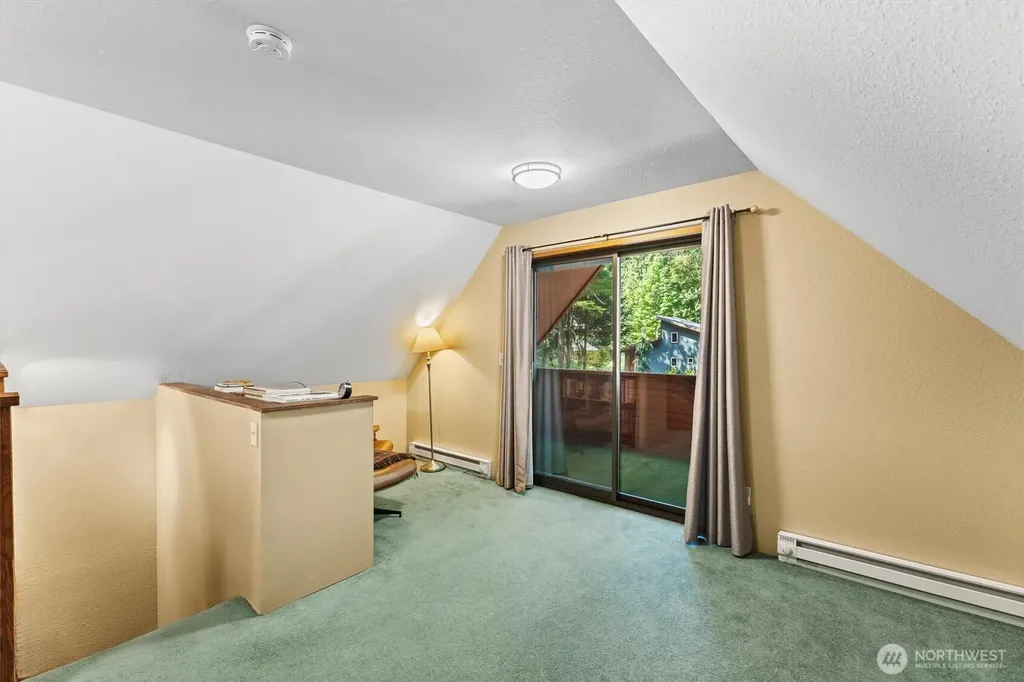 7082 Rainier Way Glacier WA 98244