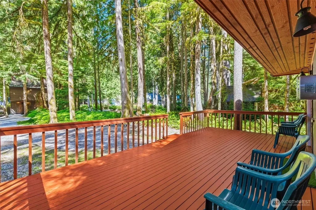 7082 Rainier Way Glacier WA 98244