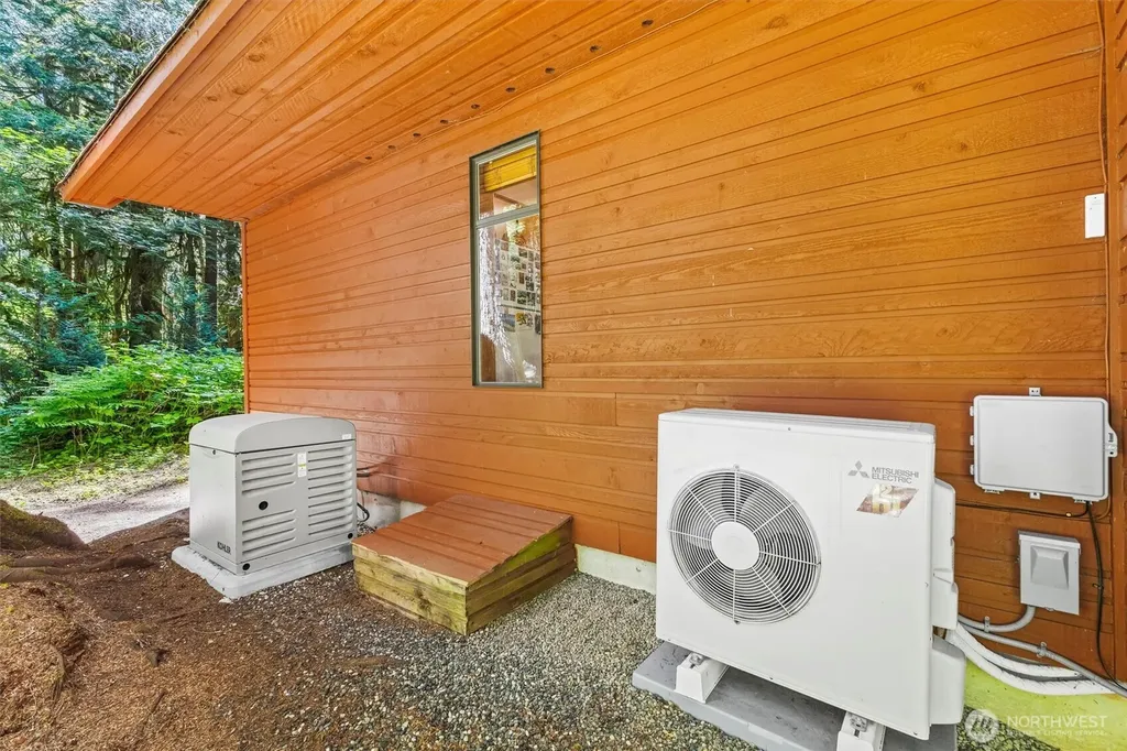 7082 Rainier Way Glacier WA 98244