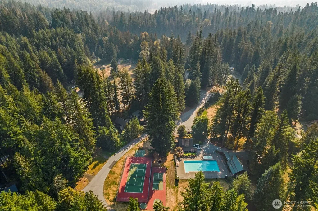 7082 Rainier Way Glacier WA 98244
