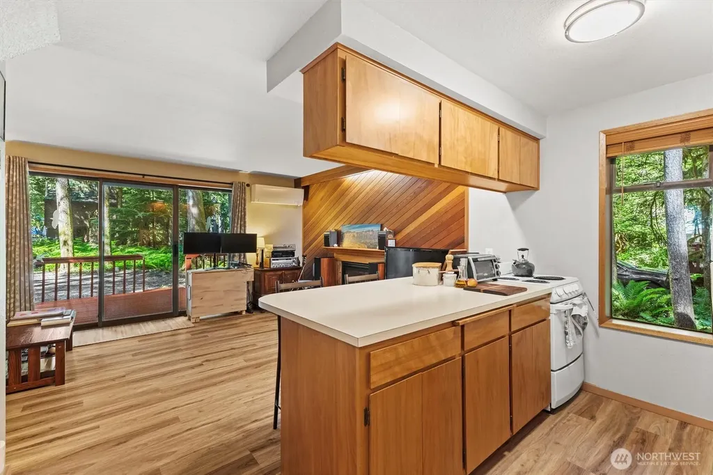 7082 Rainier Way Glacier WA 98244