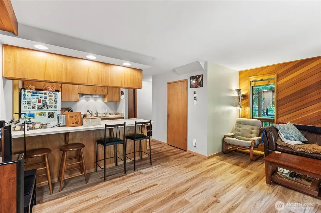 7082 Rainier Way Glacier WA 98244