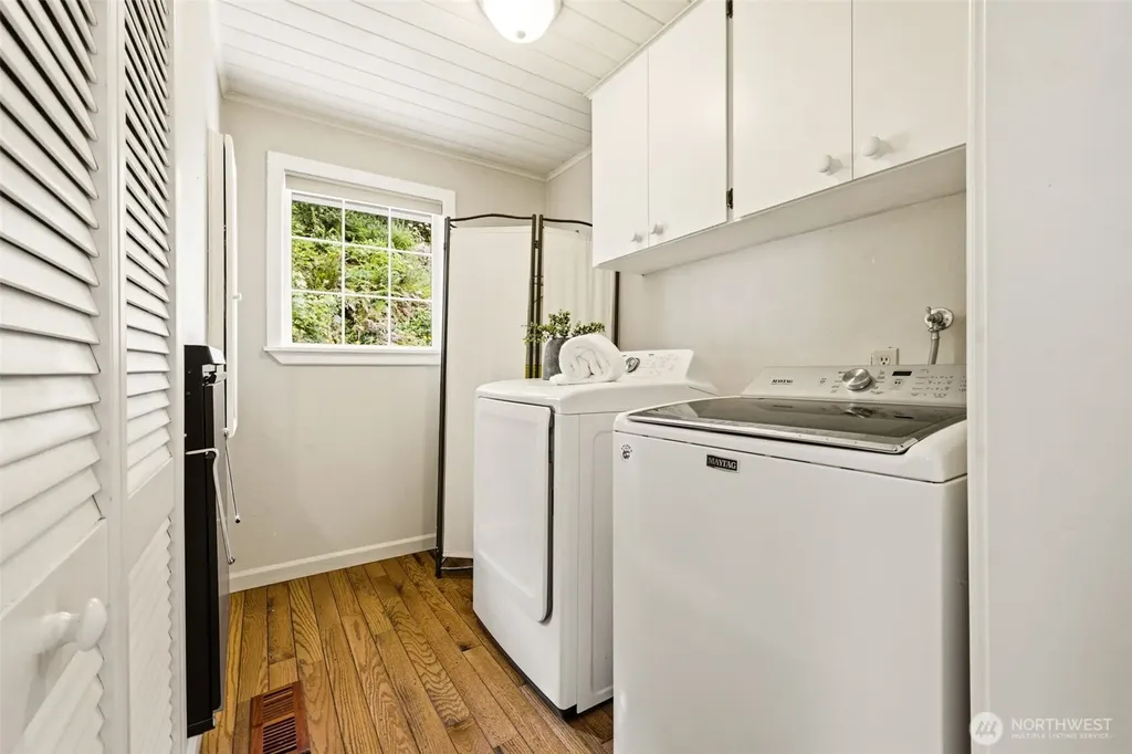 1510 Valley Drive NW Gig Harbor WA 98332