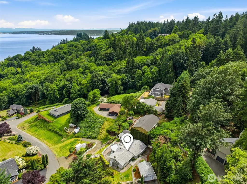 1510 Valley Drive NW Gig Harbor WA 98332