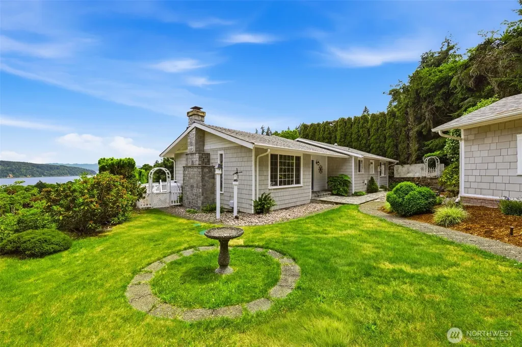 1510 Valley Drive NW Gig Harbor WA 98332
