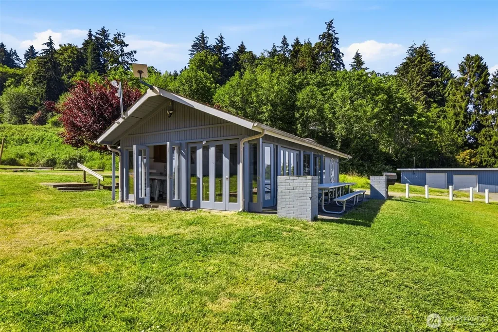 1510 Valley Drive NW Gig Harbor WA 98332