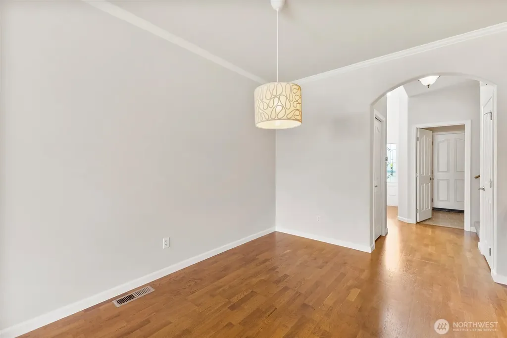 1149 Aaron Drive Lynden WA 98264