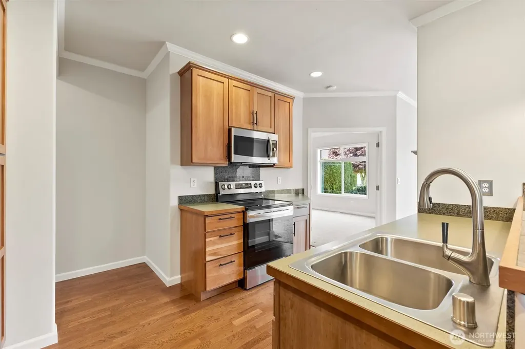 1149 Aaron Drive Lynden WA 98264