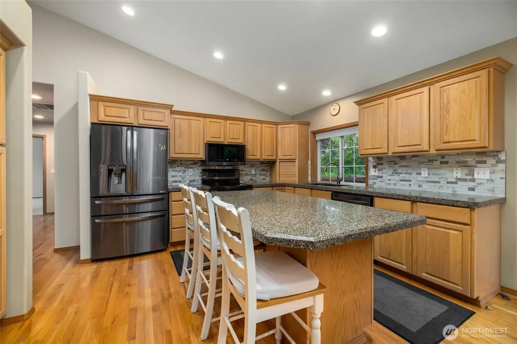 22736 Buchanan Street Mount Vernon WA 98273