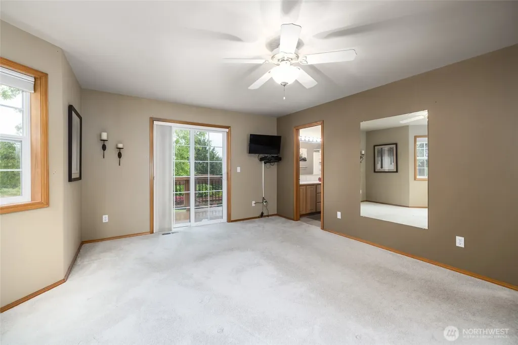 22736 Buchanan Street Mount Vernon WA 98273
