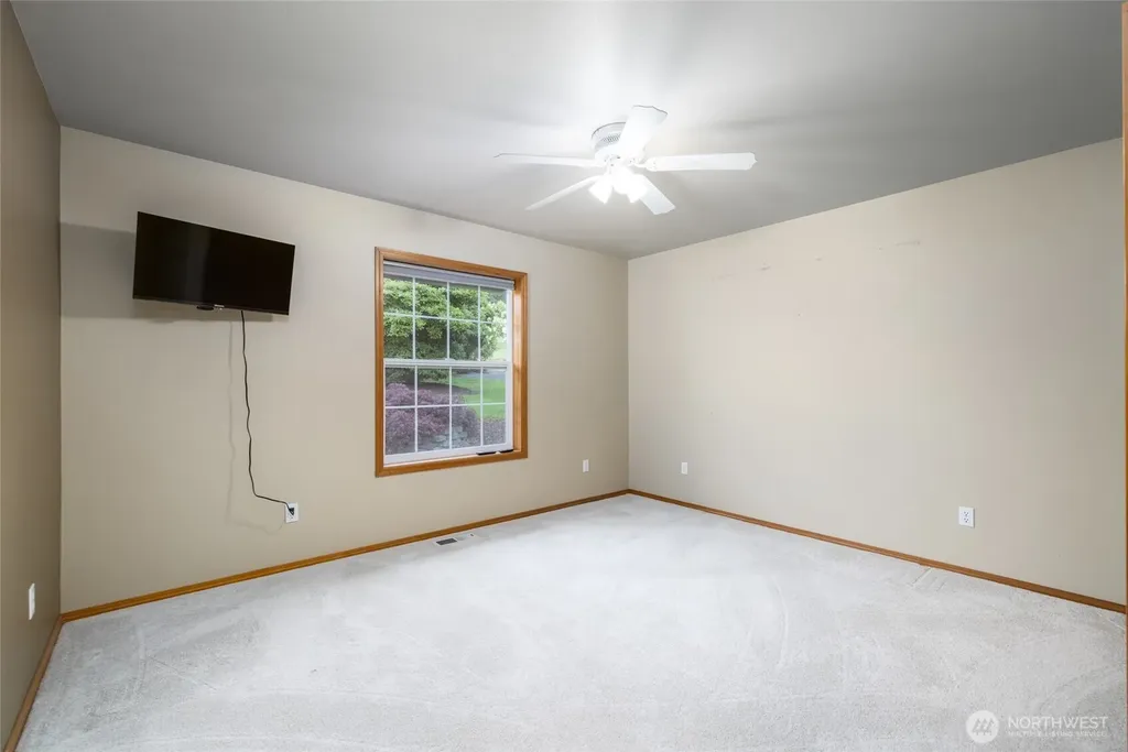 22736 Buchanan Street Mount Vernon WA 98273
