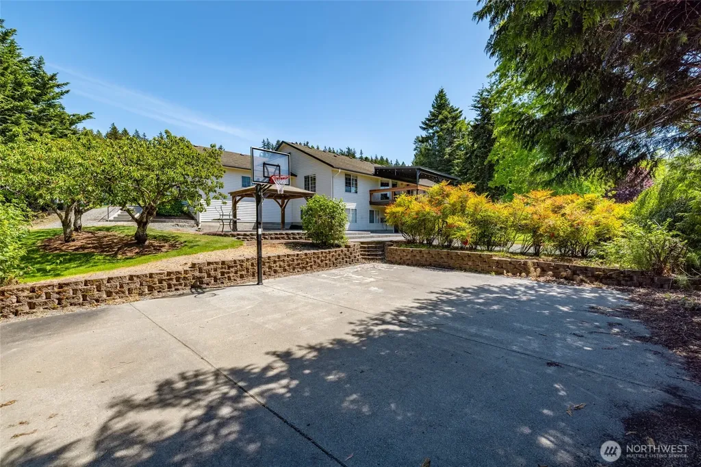 22736 Buchanan Street Mount Vernon WA 98273