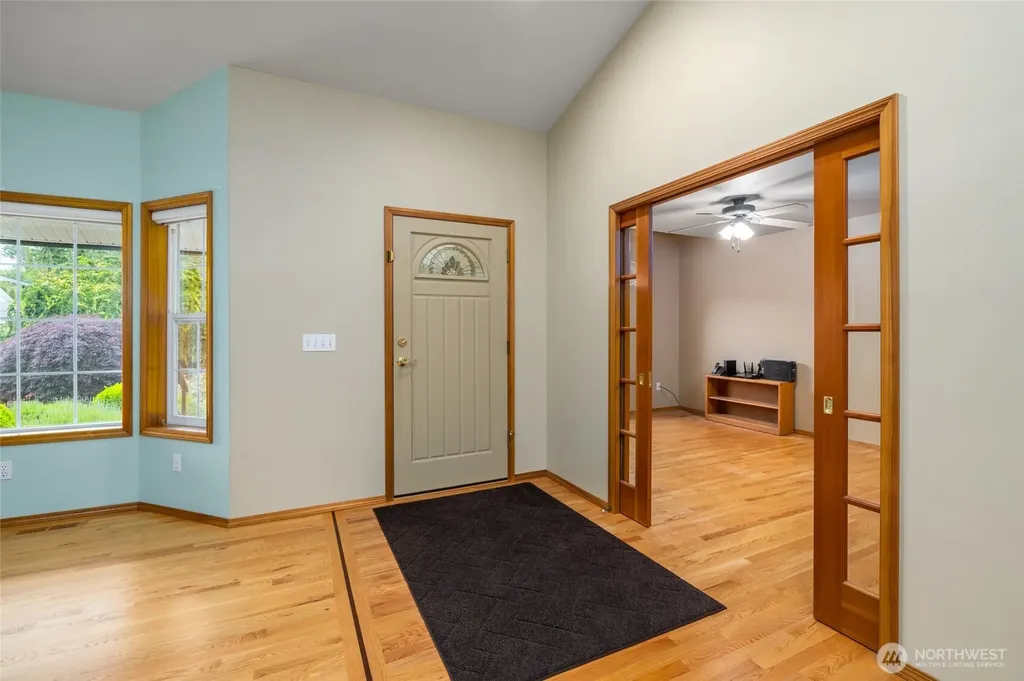 22736 Buchanan Street Mount Vernon WA 98273