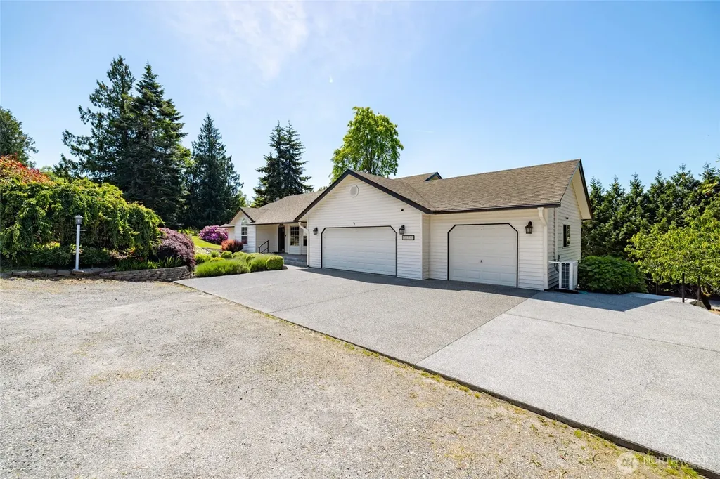 22736 Buchanan Street Mount Vernon WA 98273