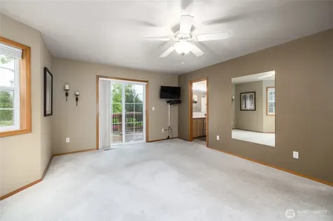 22736 Buchanan Street Mount Vernon WA 98273