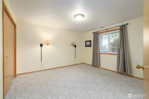 22736 Buchanan Street Mount Vernon WA 98273