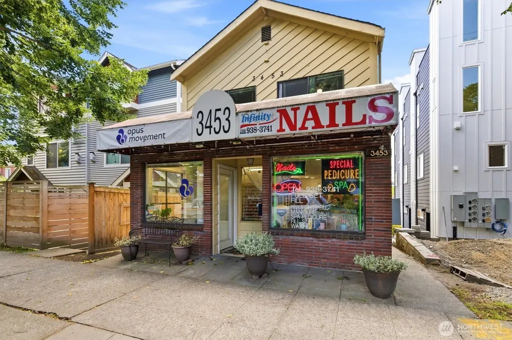 3453 California Avenue SW Seattle WA 98116