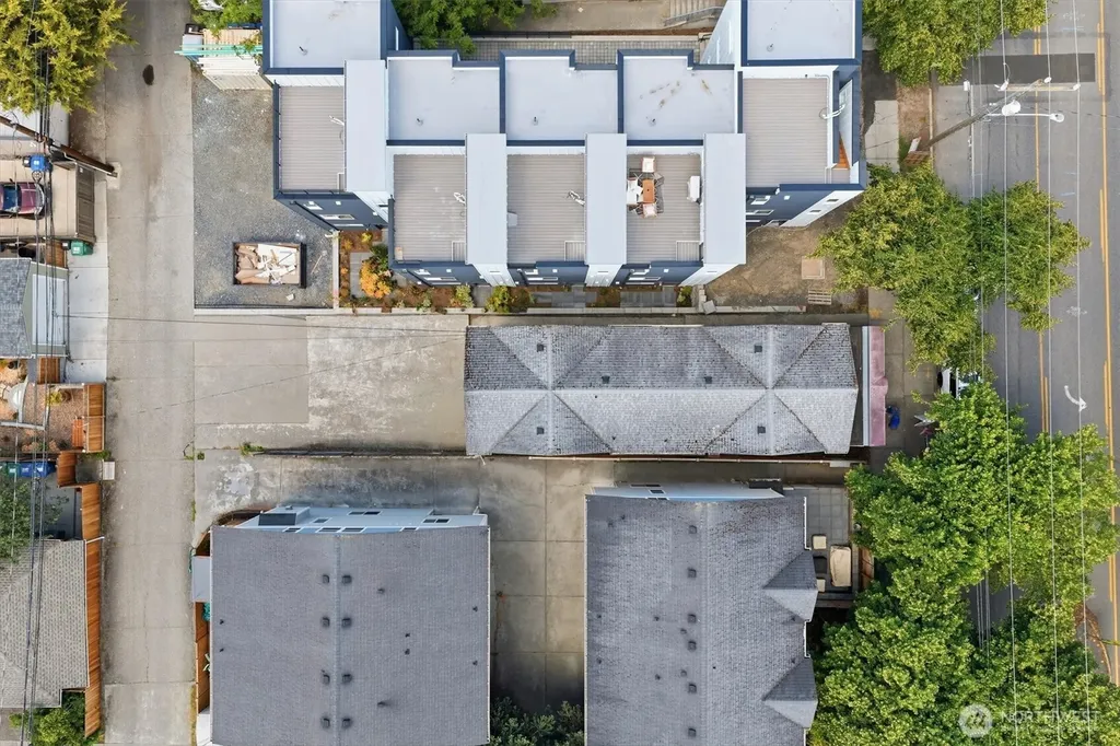 3453 California Avenue SW Seattle WA 98116