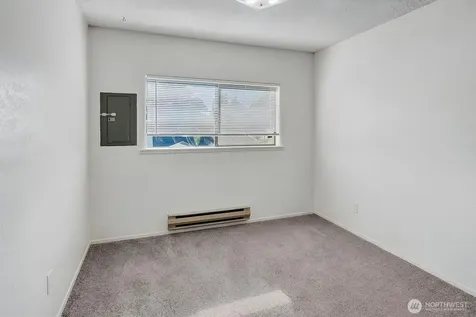 3453 California Avenue SW Seattle WA 98116