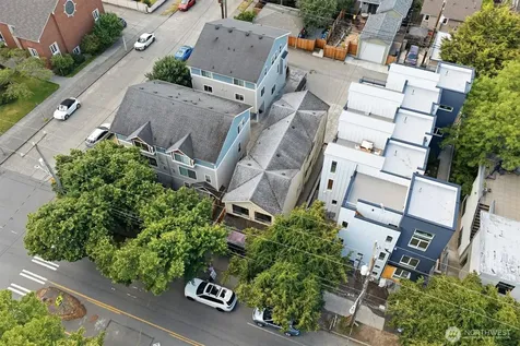 3453 California Avenue SW Seattle WA 98116