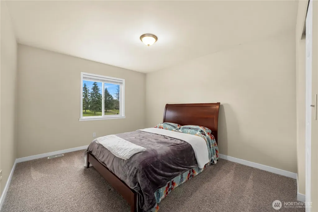 15216 140th Lane SE Yelm WA 98597