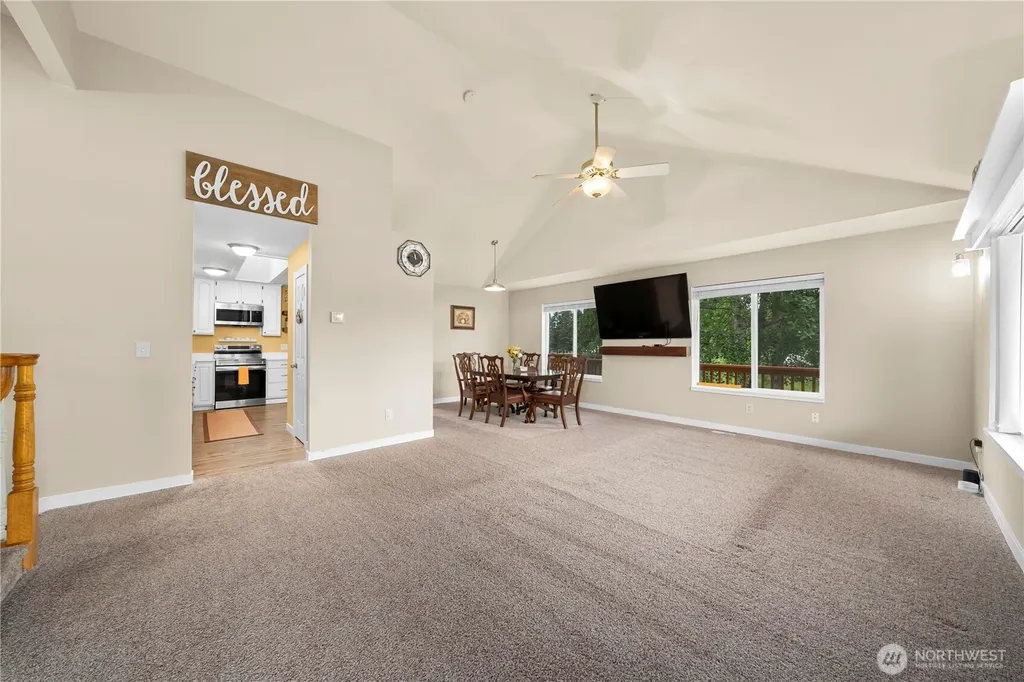 15216 140th Lane SE Yelm WA 98597