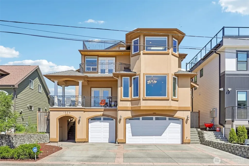 1006 N 28th Place Renton WA 98056