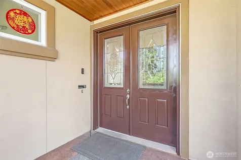 1006 N 28th Place Renton WA 98056