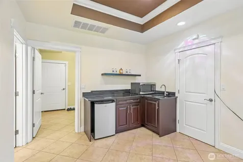 1006 N 28th Place Renton WA 98056